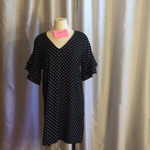NWOT polka dot dress with layered ruffled sleeves in 6 by BANANA REPUBLIC